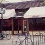 Lucky's Tavern