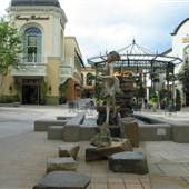 Bridgeport Village Mall