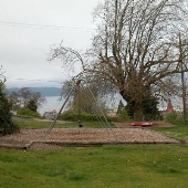 8th & Franklin Playground