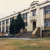 Milwaukie High School