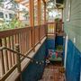 House 10128275