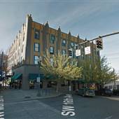 The Commodore Lounge and Apartments