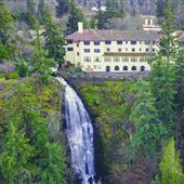 Columbia Gorge Hotel