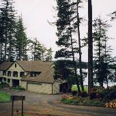 Kevonda Lodge on Woahink Lake