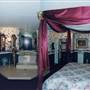 Hawthorne Suites