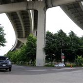 Streets under Fremont Bridge