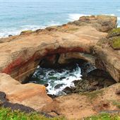 Devil's Punchbowl State Park