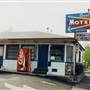 Crest Motel