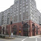 Residence Inn by Marriott Portland Downtown at Riverplace