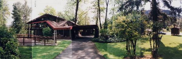 R-Haus Restaurant