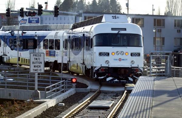 TriMet WES commuter train