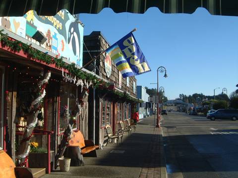Bandon, City of (12/14/2006 - Credits: J Ridley)