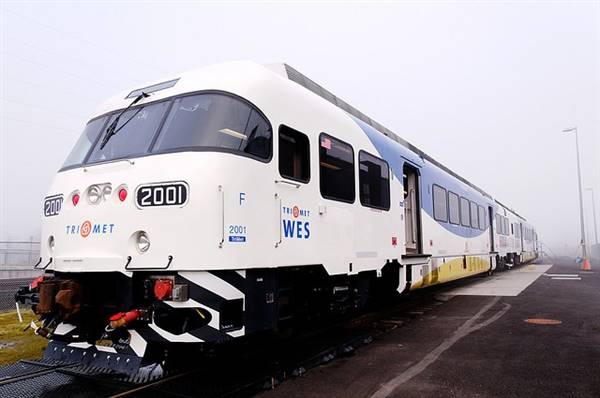 TriMet WES commuter train