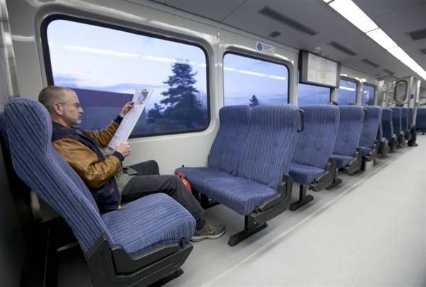TriMet WES commuter train