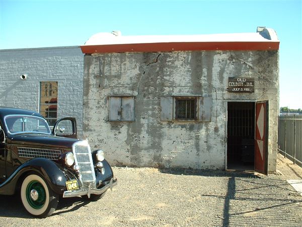 Historic Jefferson County Courthouse and Jail - Restored (4/1/2022)