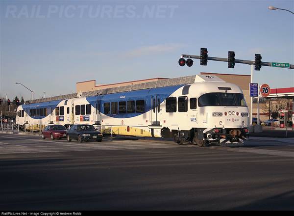 TriMet WES commuter train