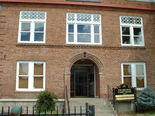 Historic Jefferson County Courthouse and Jail - Restored (4/1/2022)