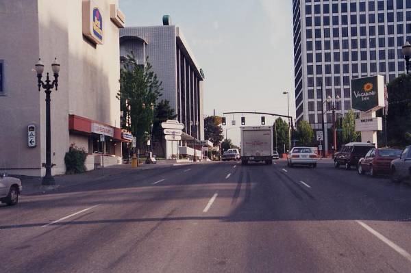 Martin Luther King Jr. Blvd and Grand Ave - Portland