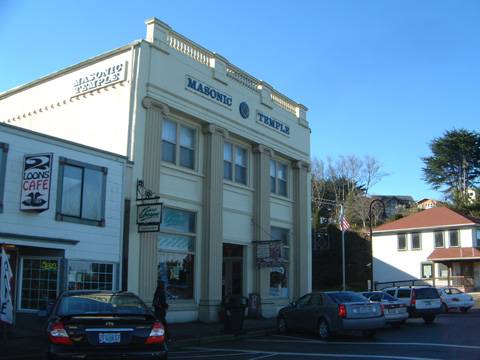 Bandon, City of (12/14/2006 - Credits: J Ridley)