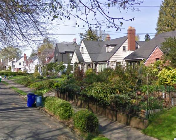 SE Reed College Place (8/4/2011)