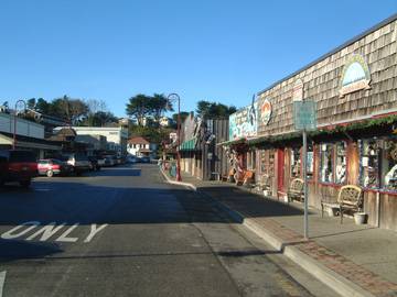 Bandon, City of (12/14/2006 - Credits: J Ridley)