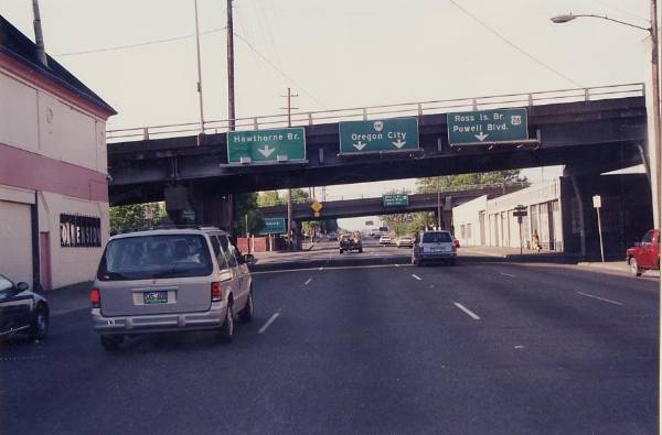 Martin Luther King Jr. Blvd and Grand Ave - Portland