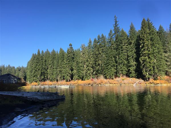 Clear Lake (10/15/2018 - Credits: Sandy Henderson)